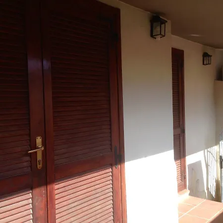 - Lisa Apartment *